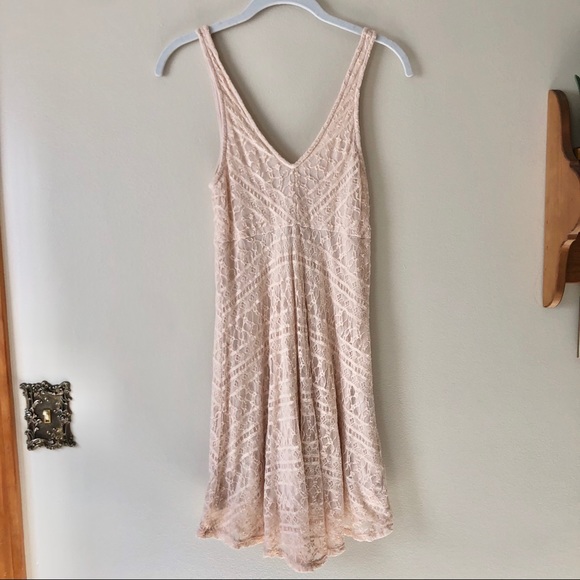 Forever 21 Dresses & Skirts - Forever 21 • cream lace dress